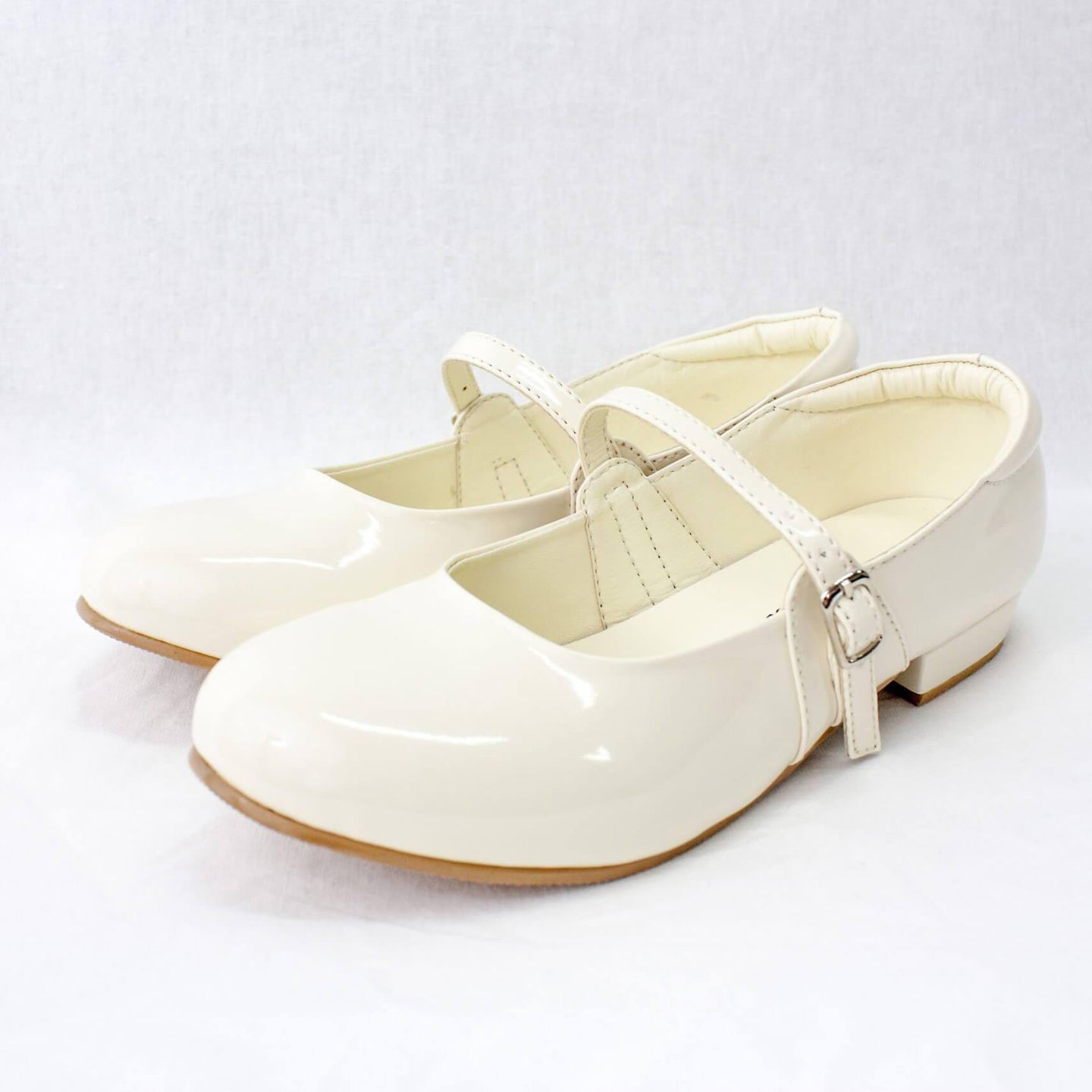 Girls White Crystal Patent Shoes